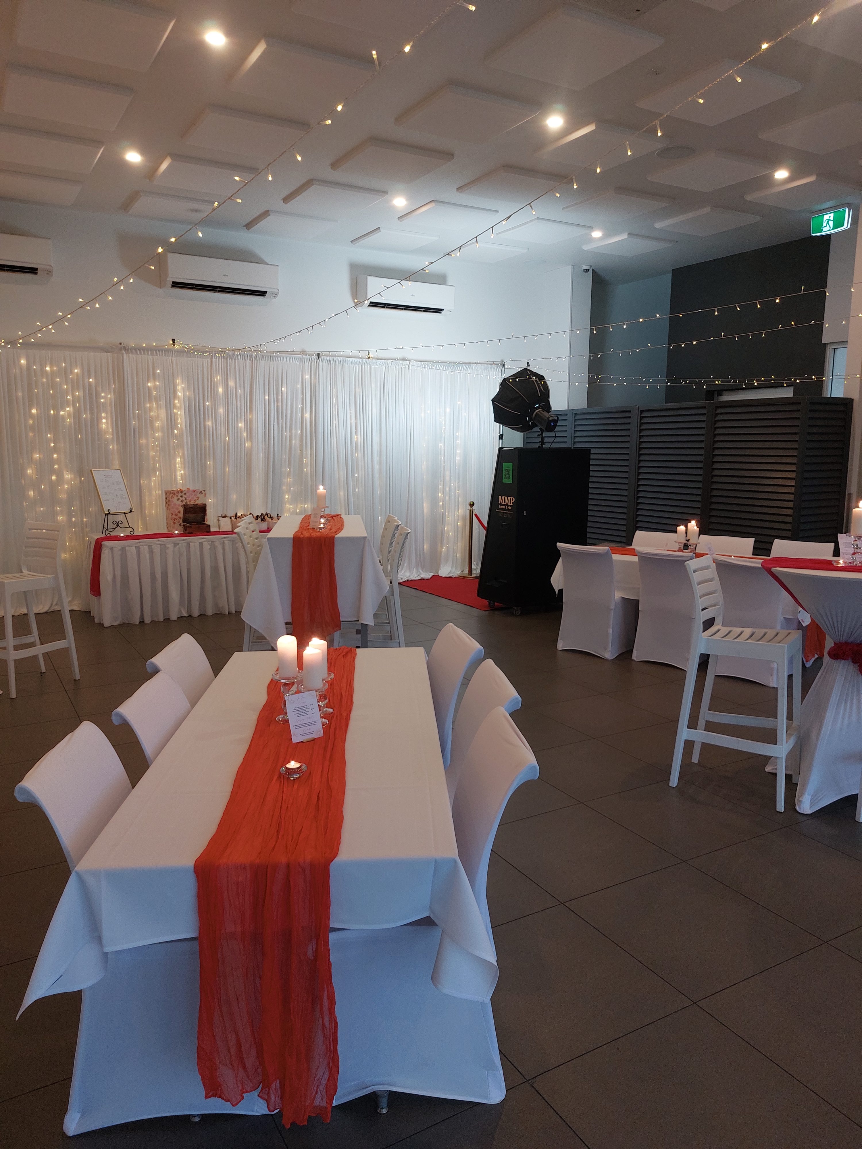 Memories Made and Personalised - Mirror Photo Booth Hire Noosa Wedding -  - Photo Booth Hire Noosa | Mmp Events Weddings & Parties