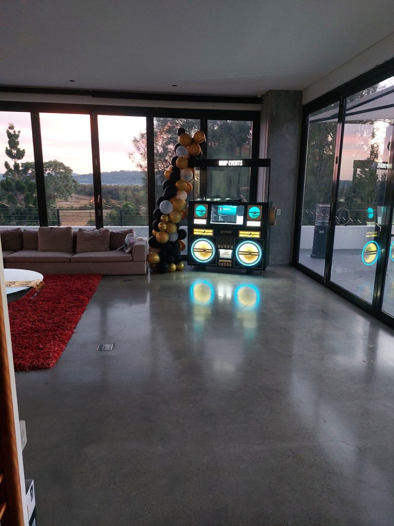 Memories Made and Personalised -  -  - Boombox Dj Hire Sunshine Coast | Mmp Events Weddings